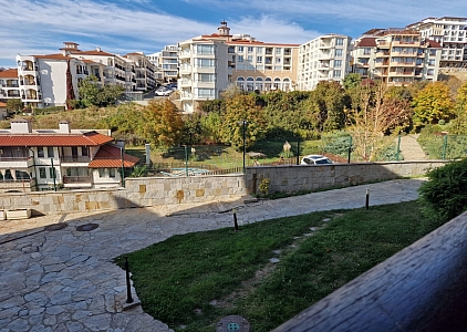 Geräumiges Studio in erster Linie. Foto 25