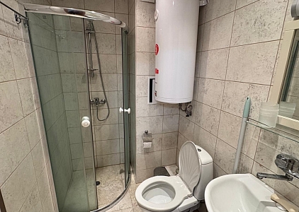 Красивая квартира с видом на бассейн в отличном СПА-комплексе. Фото 37