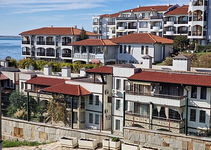 Geräumiges Studio in erster Linie. Foto 27