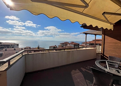 Große Wohnung mit Meerblick. Foto 1