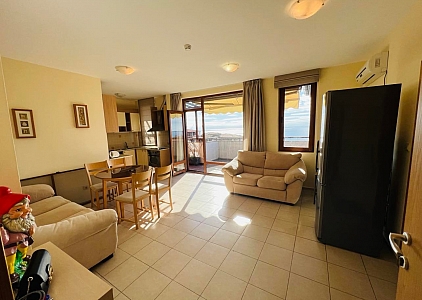 Große Wohnung mit Meerblick. Foto 2