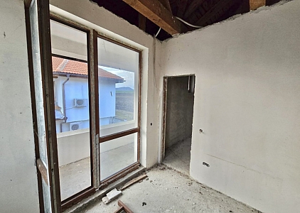 Dvoupatrový dům s bazénem a dvorem. Foto 23 Dvoupatrový dům s bazénem a dvorem. Foto 23