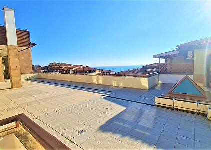 Großes Studio mit Meerblick in einem luxuriösen Spa-Komplex. Foto 10