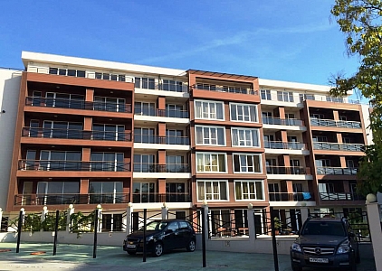 Moderne Wohnung in einem gemütlichen Komplex in der zweiten Meereslinie. Foto 5