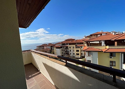 Große Wohnung mit Meerblick. Foto 17