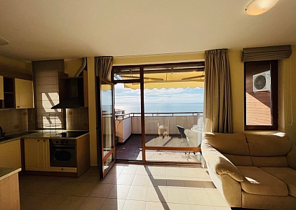 Große Wohnung mit Meerblick. Foto 11