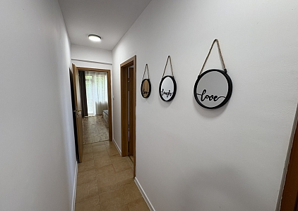 Dreizimmerwohnung im Komplex ohne Instandhaltungskosten. Foto 8