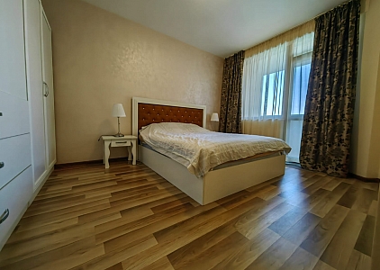 Уютная двухкомнатная квартира в красивом комплексе. Фото 6