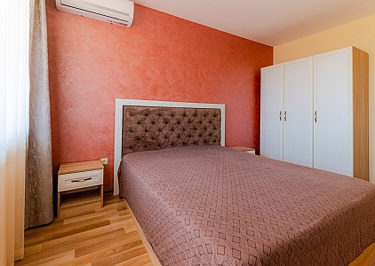 Шикарная новая квартира с огромной террасой. Фото 11