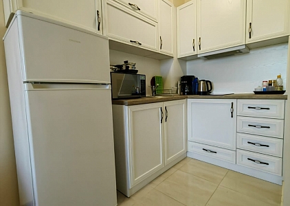 Уютная двухкомнатная квартира в красивом комплексе. Фото 5