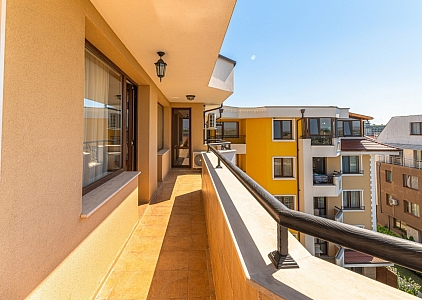 Шикарная новая квартира с огромной террасой. Фото 17