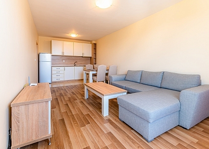 Шикарная новая квартира с огромной террасой. Фото 2