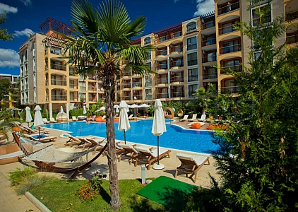 Two bedroom apartment in a luxury complex 700 meters from the sea. Photo 1