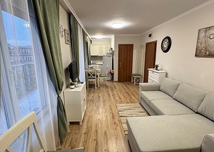 Красивая квартира с видом на бассейн в отличном СПА-комплексе. Фото 18