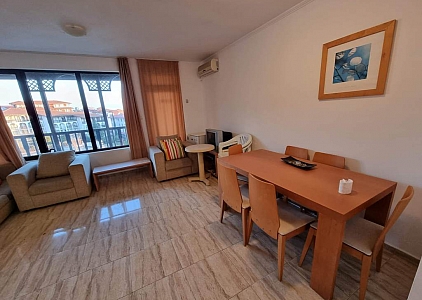 Большая трехкомнатная квартира с видом на море в центре Святого Власа. Фото 2