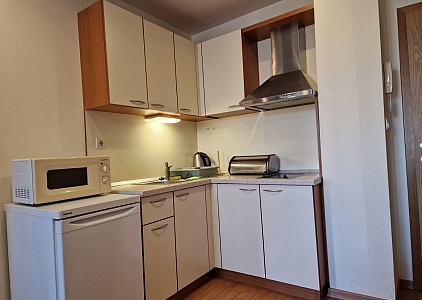 Geräumiges Studio in erster Linie. Foto 7