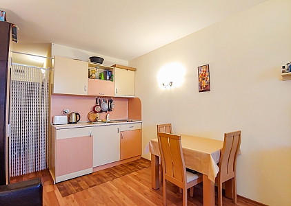 Просторная студия в центре Солнечного берега!. Фото 5 Просторная студия в центре Солнечного берега!. Фото 5