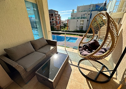 Vynikající třípokojový byt v malém komplexu. Foto 3