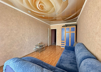 Vynikající třípokojový byt v malém komplexu. Foto 19