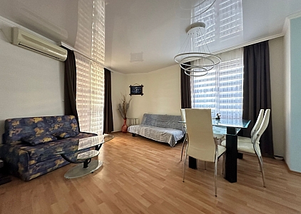 Vynikající třípokojový byt v malém komplexu. Foto 8