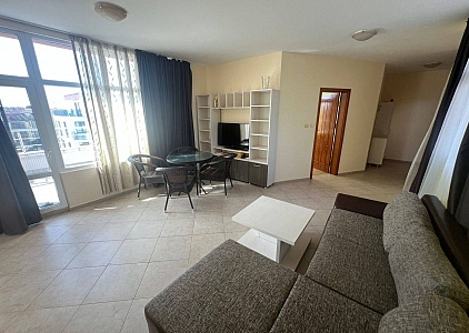 Квартира с большой террасой в хорошем жилом комплексе. Фото 11