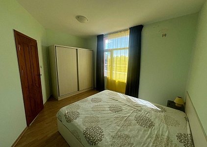 Квартира с большой террасой в хорошем жилом комплексе. Фото 17