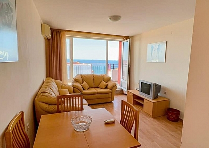 Große Wohnung mit Meerblick in der ersten Reihe. Foto 2 Große Wohnung mit Meerblick in der ersten Reihe. Foto 2