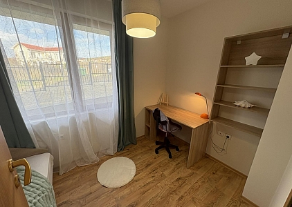 Dreizimmerwohnung im Komplex ohne Instandhaltungskosten. Foto 9