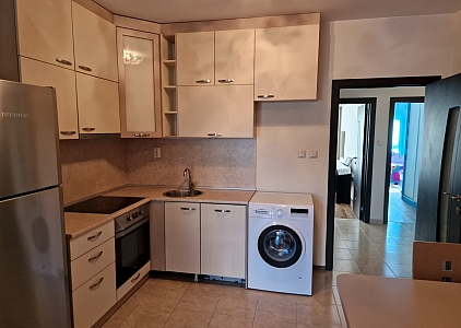 Отличная трехкомнатная квартира в красивом комплексе. Фото 3