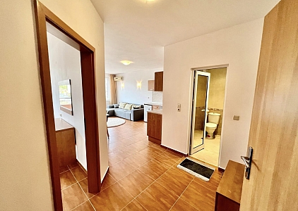 Excellent apartment in a large complex on the second line. Photo 13 Excellent apartment in a large complex on the second line. Photo 13