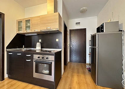 Apartment with side sea view. Photo 13