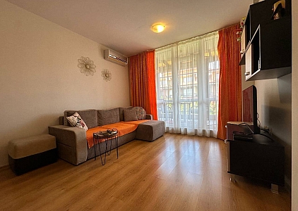 Apartment with side sea view. Photo 11