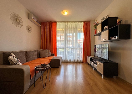 Apartment with side sea view. Photo 12
