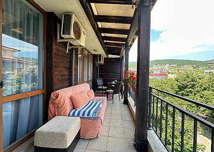 Apartment with side sea view. Photo 6