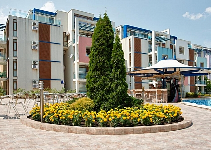 Prostorný byt s 1 ložnicí (vlastně dvěma) v komplexu Sun City 1. Foto 1