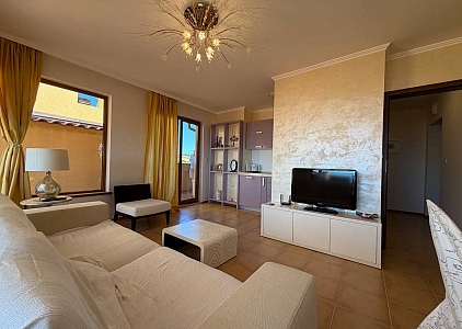 Spacious apartment with a large terrace and sea views. Photo 5