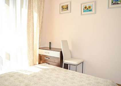 Трехкомнатная квартира в красивом комплексе. Фото 17