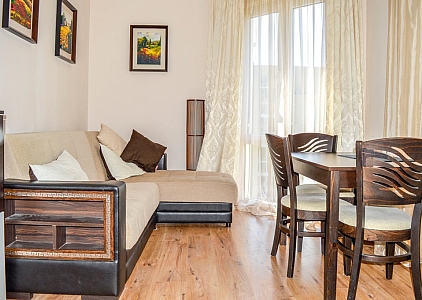 Трехкомнатная квартира в красивом комплексе. Фото 13