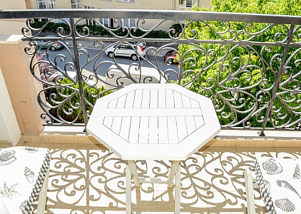 Трехкомнатная квартира в красивом комплексе. Фото 8