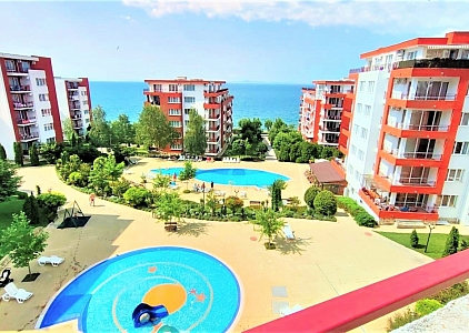 Große Dreizimmerwohnung in erster Meereslinie. Foto 9 Große Dreizimmerwohnung in erster Meereslinie. Foto 9