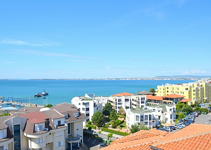 Large apartment with panoramic sea view. Photo 40 Large apartment with panoramic sea view. Photo 40