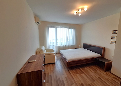 Spacious apartment with sea view on the first line. Photo 3 Spacious apartment with sea view on the first line. Photo 3