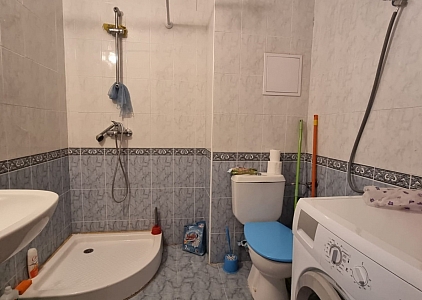 Three-room apartment 600 meters from the sea. Photo 8