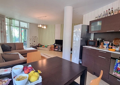 Three-room apartment 600 meters from the sea. Photo 14