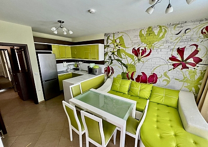 Отличная трехкомнатная квартира в красивом комплексе. Фото 7