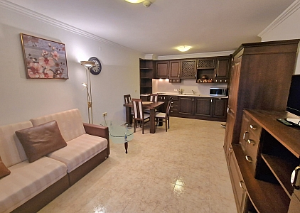 Two-room apartment with parking space 150 meters from the sea. Photo 1 Two-room apartment with parking space 150 meters from the sea. Photo 1