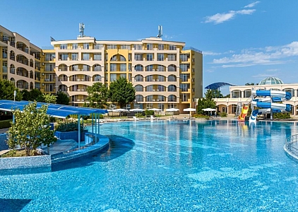 Three-room apartment with a gorgeous sea view on the first line. Photo 6 Three-room apartment with a gorgeous sea view on the first line. Photo 6