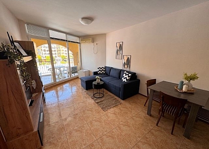 Two-room apartment with sea views on the first coastline. Photo 3 Two-room apartment with sea views on the first coastline. Photo 3