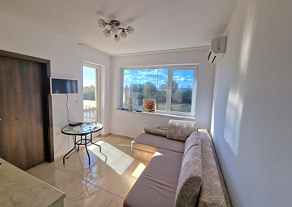 Zweizimmerwohnung in fußläufiger Entfernung zum Meer. Foto 12