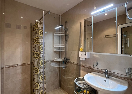 Mieszkanie trzypokojowe w drugiej linii od morza. Zdjęcie 9